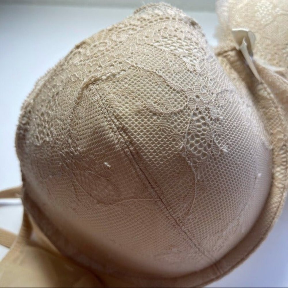 DKNY Lace Bra #36C - Picture 4 of 6
